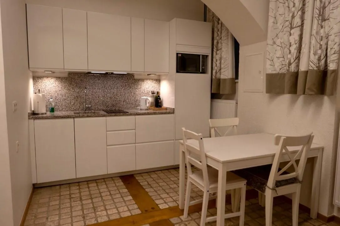Modern Studios Near City Center Vienna Aparthotel