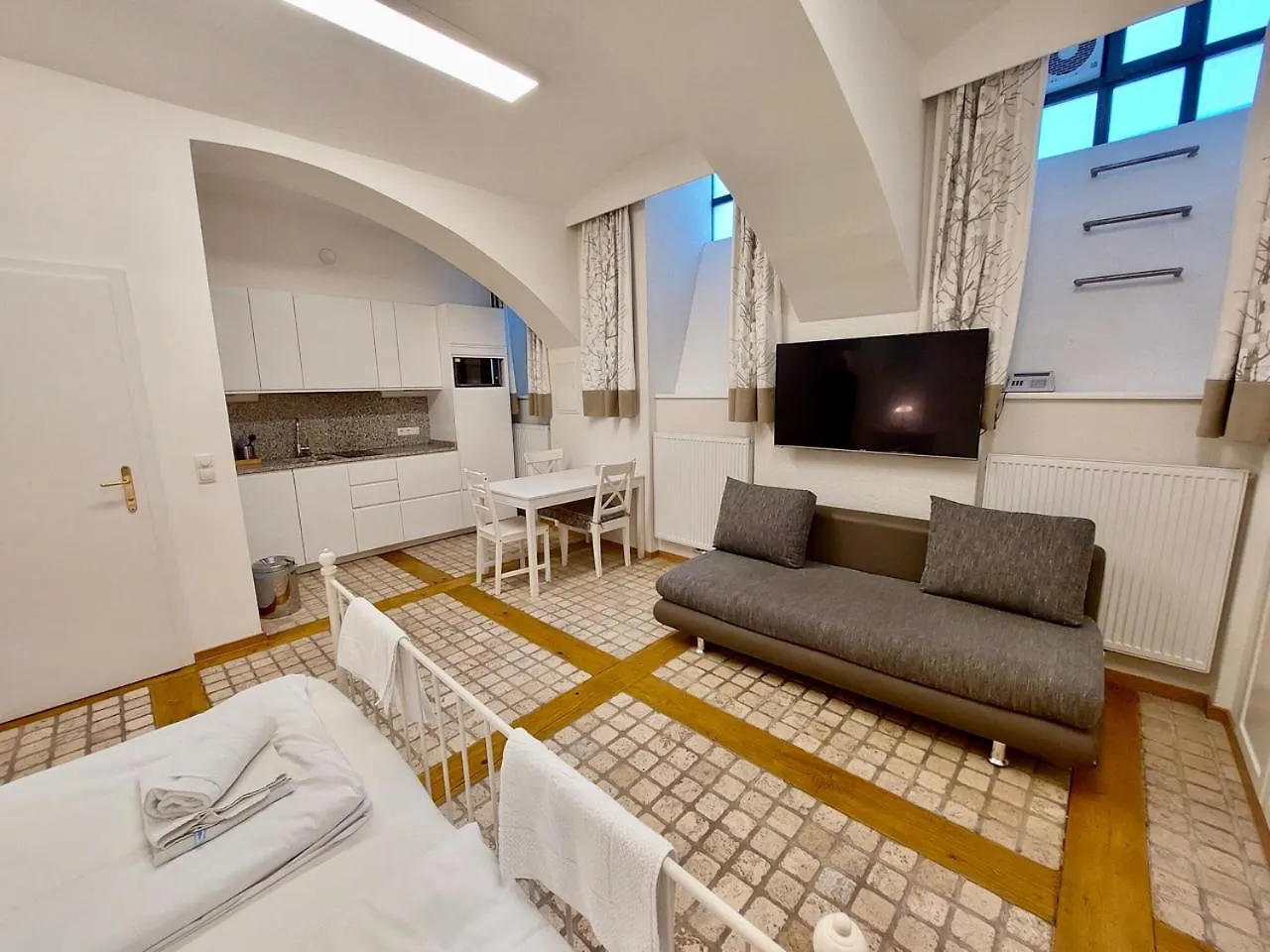 Modern Studios Near City Center Vienna